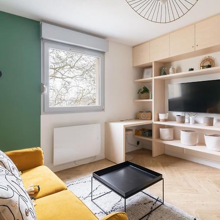 Studio Refait A Neuf Avec Parking En Bord De Loire Nantes Bagian luar foto
