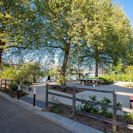 Studio Refait A Neuf Avec Parking En Bord De Loire Nantes Bagian luar foto