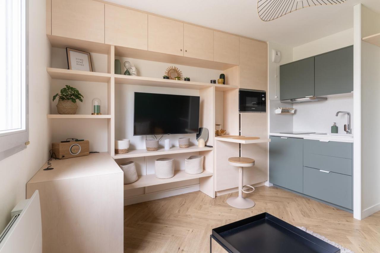 Studio Refait A Neuf Avec Parking En Bord De Loire Nantes Bagian luar foto